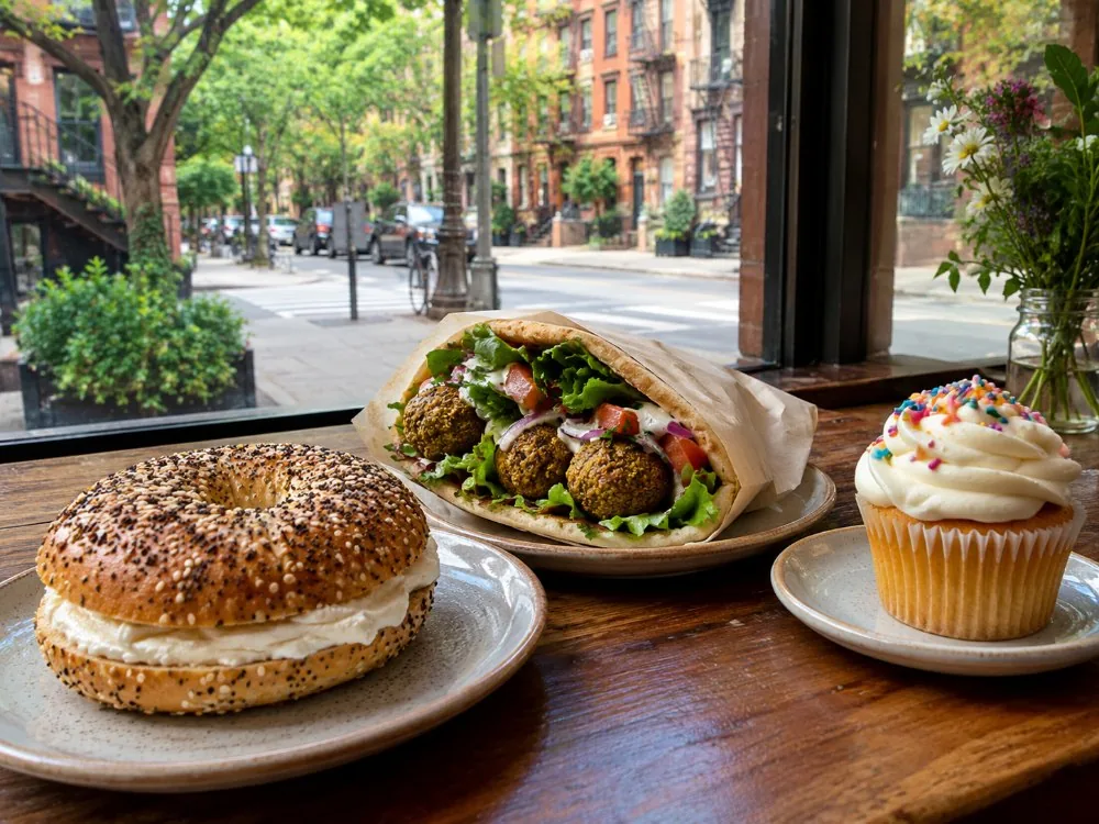 NYC: Greenwich Village Food Tour with 6 Authentic Tastings